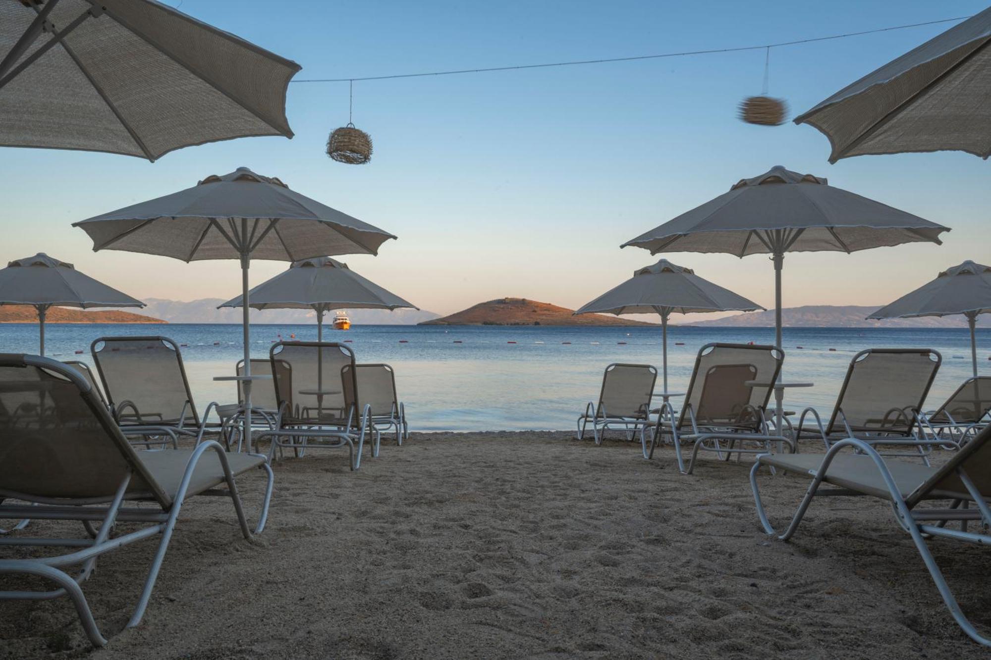 Regia Mare Beach Hotel & Spa Bodrum ออร์ทาเคนท์ ภายนอก รูปภาพ